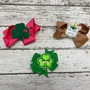 St Patrick&#39;s Day Hair Clip: Shamrock or Unicorn Feltie Bow