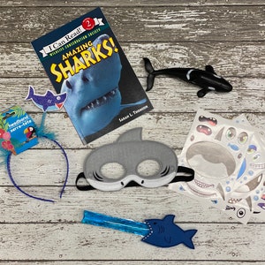 Shark Love Bundle Box: Filz Maske, Buch, Stirnband & Sticker