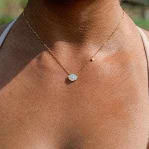 Seashell Charm Pendant,Mother Of Pearl Beach Necklac,Sterling Silver Friendship Jewelry,Trendy Best Friend Gift