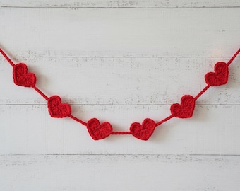 Crochet Heart Garland Pattern, Super Chunky Yarn, Romantic Valentine Decor, Wedding Decoration, Nursery Bunting, US & UK Crochet Terms
