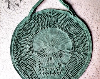 Crochet Skull Shoulder Bag Pattern, large filet mesh, size 3 cotton thread design, US and UK Terms PDF