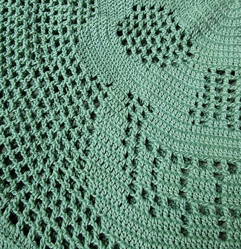 Crochet Skull Shoulder Bag Pattern, Large Filet Mesh, Size 3 Cotton ...