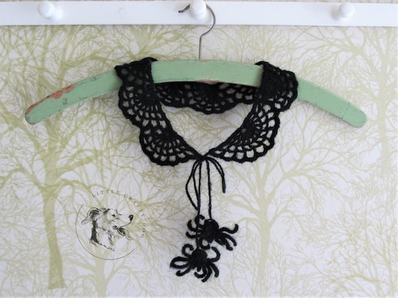 Halloween Spiderweb Collar Crochet Pattern, Halloween Decoration, Goth Collar, Pdf pattern, US and UK Crochet Terms, Crochet Accessory
