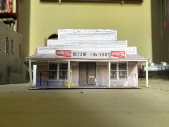 HO Scale Octave Fontenot Grocery Store Model Railroad Diorama