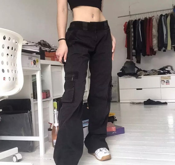 Baggy Black Cargo Low Waisted Jeans 