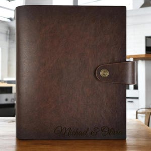 Personalized LEATHER PHOTO ALBUM Wedding Picture Scrapbook Engagement Couples Groomsmen Gift for Her Mom Women Baby Family Custom Engraved