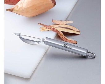 Personalized Swivel Peeler Utensil Tool Peeler Grater Professional Kitchen Dining Cooking Cook Home Gifts Soup Stainless Engraved