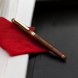 Personalized PEN Pens Wood Walnut Graduation Teacher Birthday Gift for Him Dad Men Her Mom Business Groomsmen Retirement Custom Engraved
