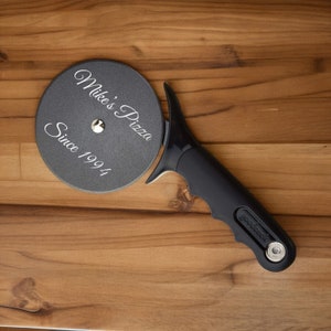 Personalized PIZZA CUTTER Pizzeria Wheel Axe Kitchen Cooking Home Birthday Gift for Her Him Dad Men Women Mom Custom Engraved Engraved