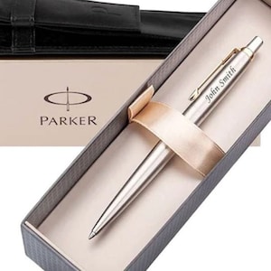 Personalisierte Stifte von Parker JOTTER, individuell gravierter Stift, Abschlussgeschenke für Mama, Papa, Trauzeugen, Lehrer, Geburtstag, Jahrestag, Hochzeit, Muttertag Silver/Gold