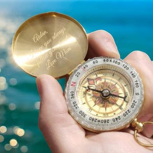 Personalized COMPASS Camping Hiking Gift for Him Dad Men Children Kids Boy Girl Confirmation Baptism Birthday Boyfriend Custom Engraved