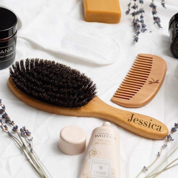 Personalized HAIR BRUSH Boar Hair Wood Accessories Bridesmaids Gifts for Her Mom Women Bridal Girlfriend Gift Wedding MotHer Custom Engraved