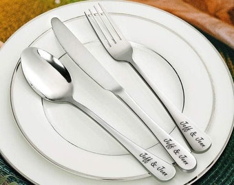 SET DI UTENSILI personalizzati Forchetta Cucchiaio Coltello Bomboniere personalizzate incise Bomboniere damigella d'onore Compleanno per sua mamma Donne Cucina Cucina Sposa