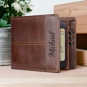 Personalized LEATHER WALLET Groomsmen Gift for Him Dad Men Wallets Bifold Bi-Fold Brown Anniversary Birthday Boyfriend Custom Engraved