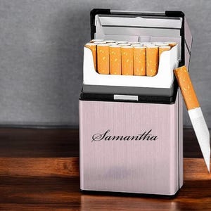 Personalized CIGARETTE CASE Cases Bridesmaid Gift for Mom Women Wife Girlfriend Gift for Her Bridal Shower - 20 Cigarettes Custom Engraved