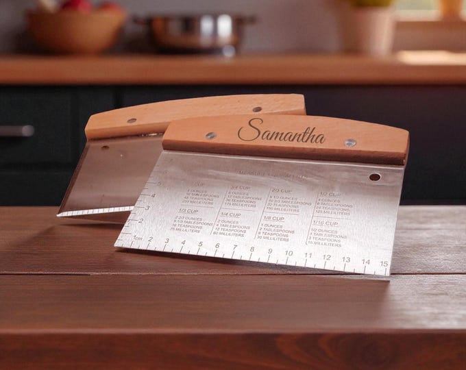 Personalized DOUGH SCRAPER Bench Pastry Cutter Chopper Bread Baking Pizza Home Kitchen Birthday Gift for Her Mom Women Custom Engraved