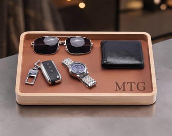 Personalized Leather VALET TRAY for Men Women Catchall Organizer Groomsmen Birthday Gift for Him Her Dad Mom Boyfriend Fathers Day Custom