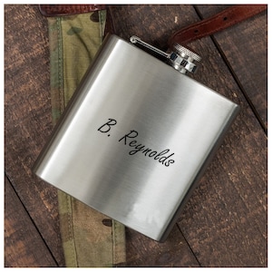 Personalized GROOMSMEN FLASK for Women Groomsman Groomsmen Gift for Him Dad Men Her Bridesmaid Wedding Birthday Boyfriend Custom Engraved