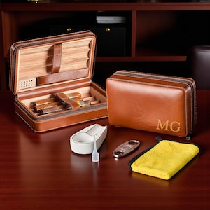Personalized CIGAR HUMIDOR CASE Cigars Accessories Groomsmen Gift for Him Dad Men Husband Grandpa Boyfriend Birthday Golf Custom Engraved