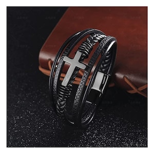 Personalisierte Herren Kreuz Armband Schmuck Jungen Armbänder Trauzeugen Geschenk für ihn Papa Männer Geschenk für Mann Leder Geburtstag Opa individuell graviert