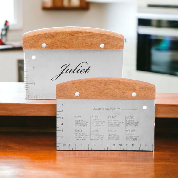 Gepersonaliseerde DEEGSCHRAPER Bench Cutter Chopper Gebak Keuken Koken Pizza Bakken Housewarming Home Cadeaus voor moeder Haar vrouwen Moederdag