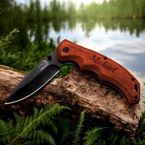 Personalized WOOD POCKET KNIFE with Clip Women Knives Groomsmen Gift for Him Dad Men Hunting Fishing Birthday Boyfriend Custom Engraved
