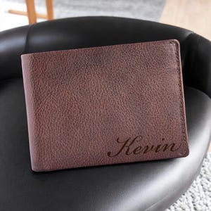 Personalized LEATHER WALLET for Groomsmen Groomsmen Gift for Him Dad Men Husband Travel Minimalist Birthday Boyfriend Custom Engraved