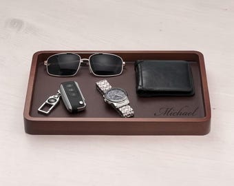 Personalized Leather VALET TRAY for Men Women Catchall Organizer Groomsmen Birthday Gift for Him Her Dad Mom Boyfriend Fathers Day Custom