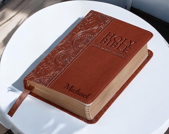 Mini Bibbia KJV personalizzata, formato tascabile, piccolo regalo cristiano di compleanno per lui, papà, uomini, lei, mamma, donne, matrimonio, pastore, incisione personalizzata