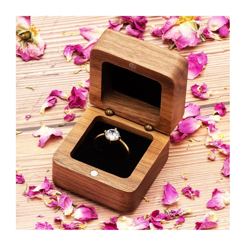 Personalized RING BOX Holder Bearer Custom Engraved Jewelry Engagement Proposal Boxes Wedding Walnut Wood Mom Gifts for Her Wife Girlfriend 画像 2