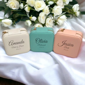 Personalized JEWELRY TRAVEL CASE Box Holder Organizer Mirror Bridesmaid Gift for Her Women Mom Sister Proposal Bachelorette Bride Wedding