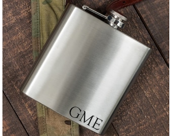 Personalized GROOMSMEN FLASK for Men Best Man Groom Birthday Gift for Him Dad Men Wedding 8oz Custom Boyfriend Girlfriend Husband Mothers