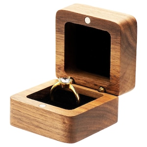 Personalized RING BOX Holder Bearer Custom Engraved Jewelry Engagement Proposal Boxes Wedding Walnut Wood Mom Gifts for Her Wife Girlfriend 画像 3