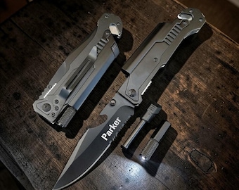 Personalized MULTITOOL POCKET KNIFE for Men Flashlight Groomsmen Birthday Gift for Him Dad Boyfriend Fishing Camping Hunting Fathers Day