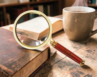 Personalized MAGNIFYING GLASS Book Lover Reader Birthday Gift for Him Dad Men Her Mom Coin Stamp Collector Grandpa Grandma Fathers Day
