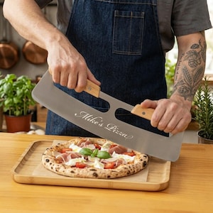 Personalized PIZZA CUTTER ROCKER Home Chef Housewarming Cooking Pizza Lover Gift for Him Her Mom Dad Men Birthday Wedding Fathers Day Custom