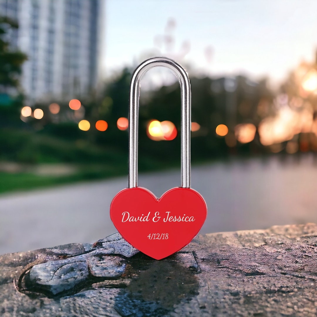 Personalized HEART LOVE LOCK Padlock Couples Custom Engraved Groomsmen