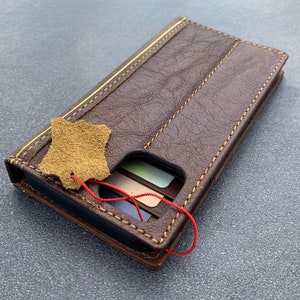 Funda de piel auténtica para iPhone 12 Pro Max de Apple, funda tipo billetera, estilo libro, Biblia, color tostado suave