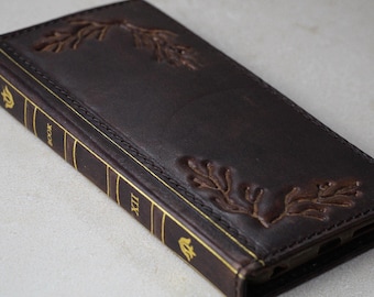 ARICHI Handmade Genuine Leather Case for OnePlus Open 13 13R 12 12R 9 Pro 8 – Vintage Bible Style with Tree Branch Embossing & Card Slots