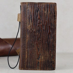 Funda de piel auténtica hecha a mano para Apple iPhone 15 14 13 12 Pro Max SE, diseño vintage con relieve de tronco de árbol, ranuras para tarjetas, ARICHI