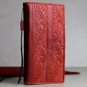 Capa de couro floral vintage vermelha ARICHI para iPhone, feita à mão, com compartimento para cartão, para Apple iPhone 16, 15, 14, 13, 12, 11 Pro Max Plus, 8, 7, 6 XS Max SE