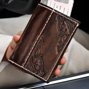 ARICHI Echt Paspoort Donkere Lederen Handgemaakte Omslag Paspoort Portemonnee Geld Kaartsleuven Dikke Stiksels Boek Luxe Reliëf Details