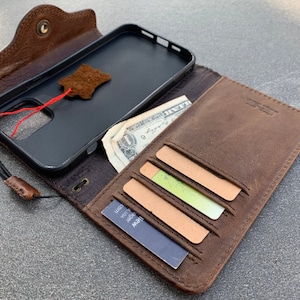 Funda de piel auténtica oscura para iPhone 12 PRO, estilo libro, estilo vintage, ranuras para tarjetas de lujo, cierre suave, piel de grano completo.
