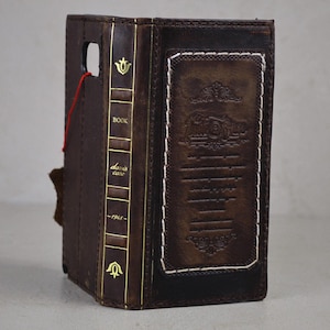 Custodia a libro ARICHI in vera pelle con motivo vintage in stile Bibbia per Google Pixel 9 8 7 6 5 4 Pro XL Fold 9A, realizzata a mano, con scomparti per carte, custodia a libro