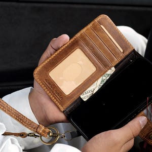 Capa de couro estilo livro para Motorola, capa carteira clássica feita à mão para Razr Plus Edge 50 G Stylus ARICHI, alça transversal bege, fecho com compartimentos para cartões