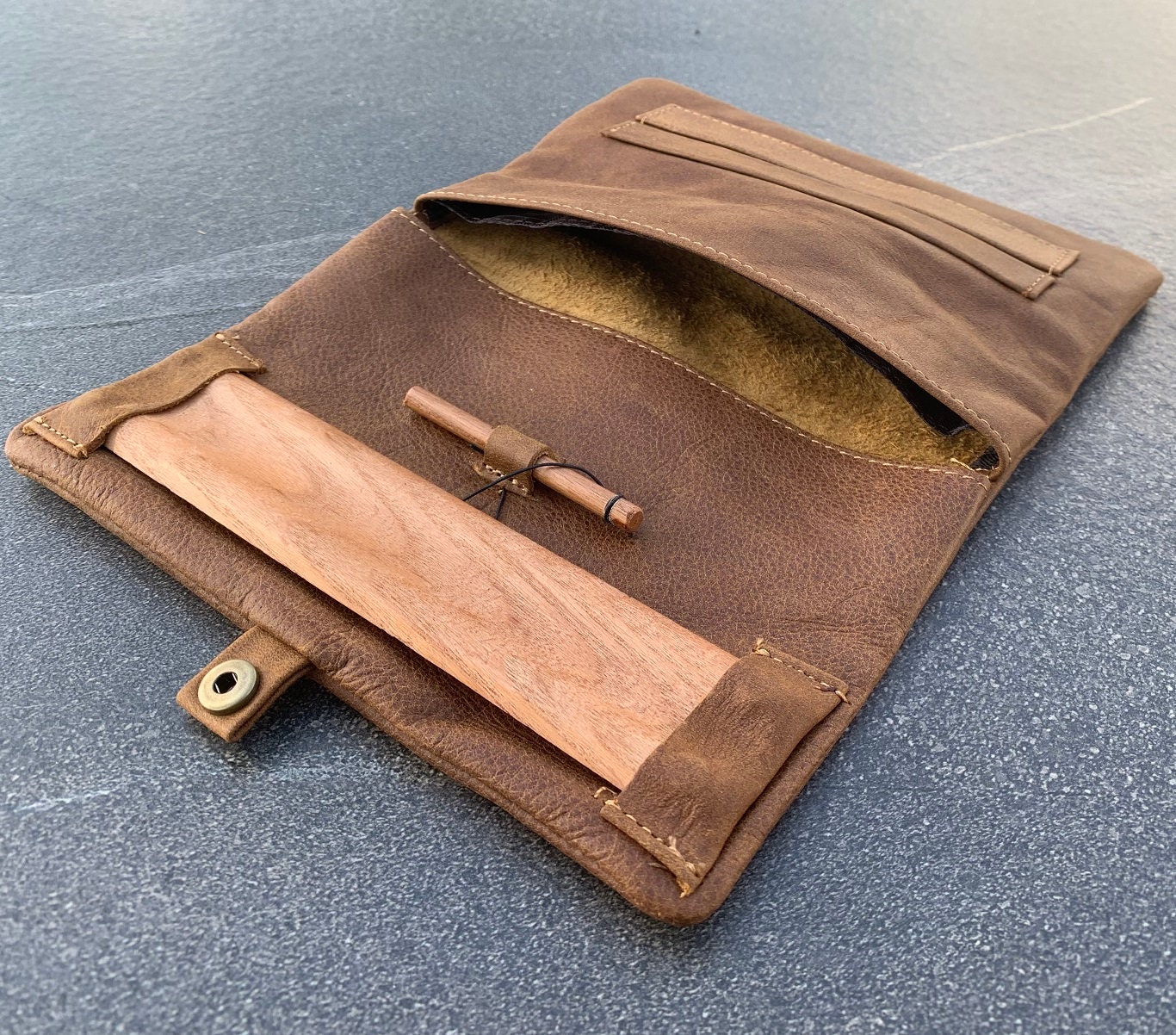 Handmade Leather Tobacco Pouch, Rolling Tobacco Case, Leather