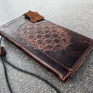 Handmade Leather Wallet Case: Stamped Design, Samsung Galaxy