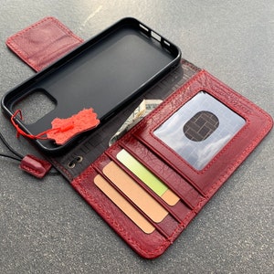 Capa de couro vermelho genuíno para iPhone 12, carteira tipo livro, capa com fecho magnético, compartimentos para cartões, estilo fino, vintage, cartão de identificação feito à mão