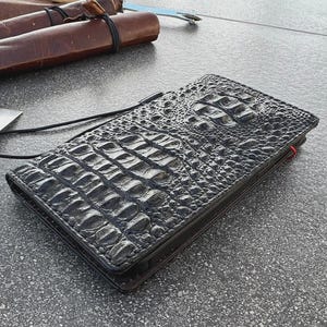Custodia a portafoglio in vera pelle nera ARICHI per Vivo X Fold Fold3 Pro Fold2 Fold+, realizzata a mano, con stampa coccodrillo e ricarica wireless.