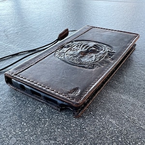 Genuine Dark Leather Case For Apple iPhone 11 12 13 14 15 Pro Max 6 7 8 plus SE XS Book Cover Wallet stamping Reindeer Embossing Stamp  Art
